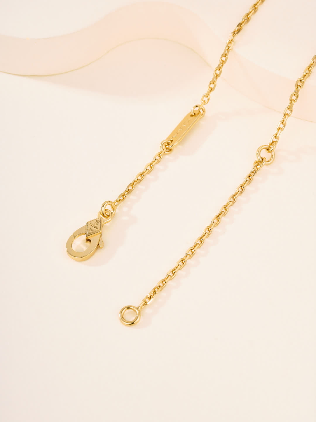Van Cleef & Arpels Magic Alhambra Pink Enamel Gold Necklace